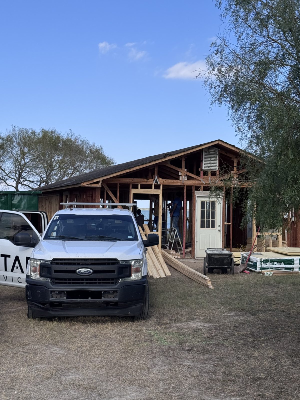 Lonestar truck at a framed bayfront build